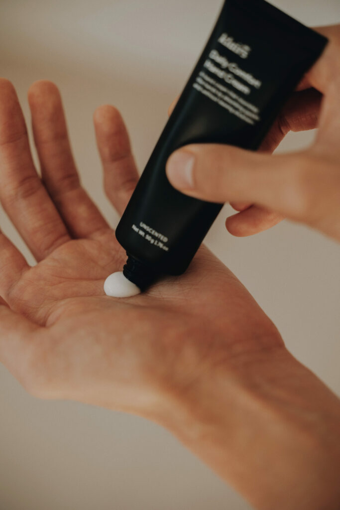 Unscented hand cream for dry hands